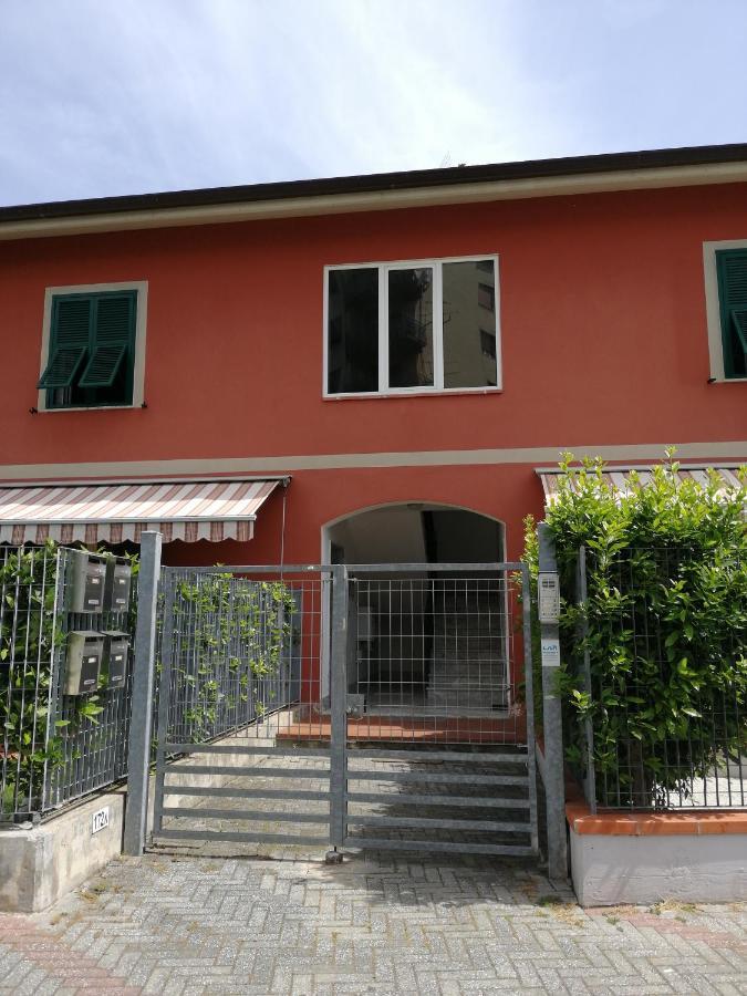 Willa Alba Casa Vacanze - Lerici, 5 Terre Romito Magra Zewnętrze zdjęcie